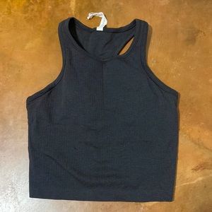 Lululemon cropped tank
